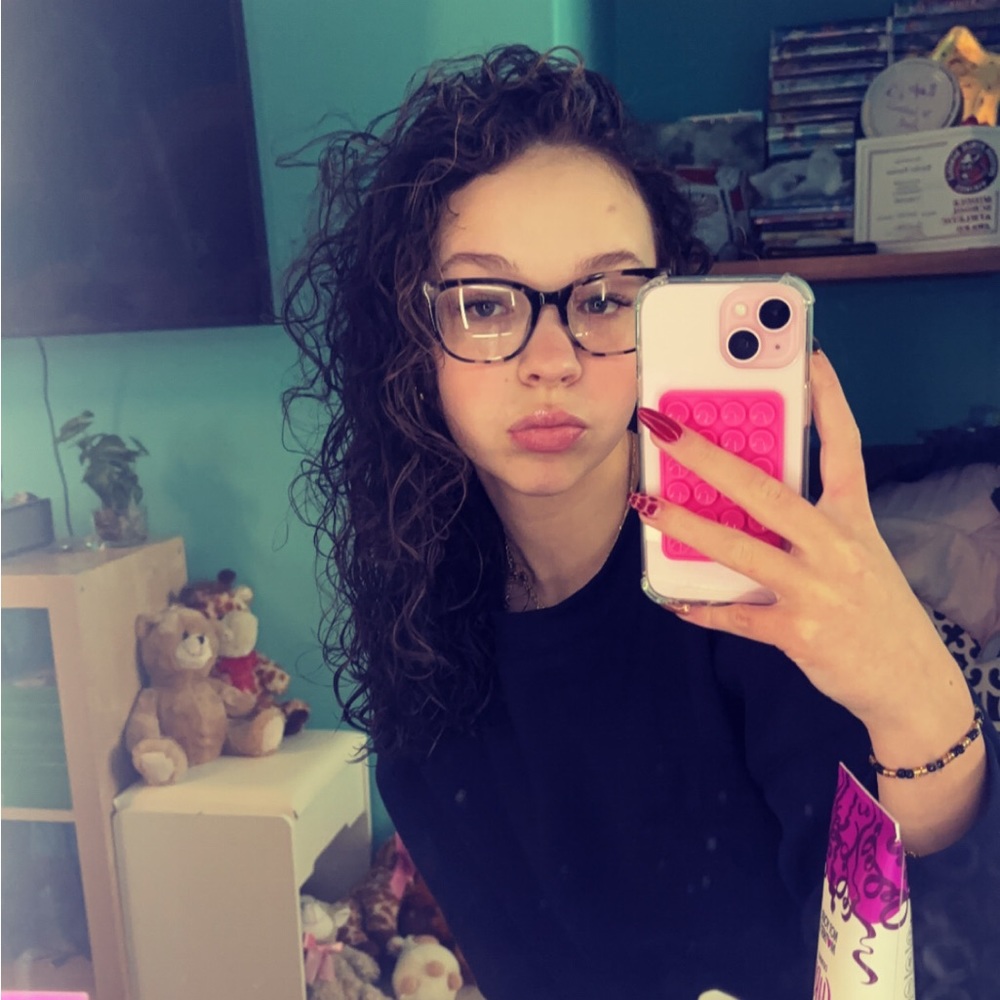 Meet your Posher, Kaylee